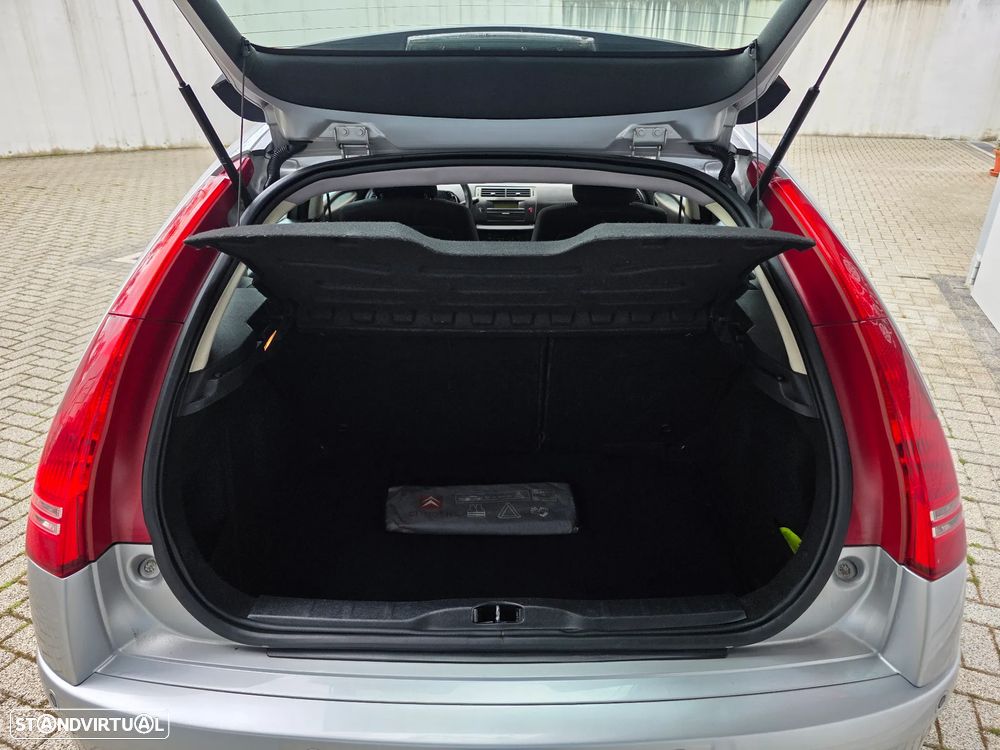 Citroën C4 1.6 HDi Exclusive Airdream - 58