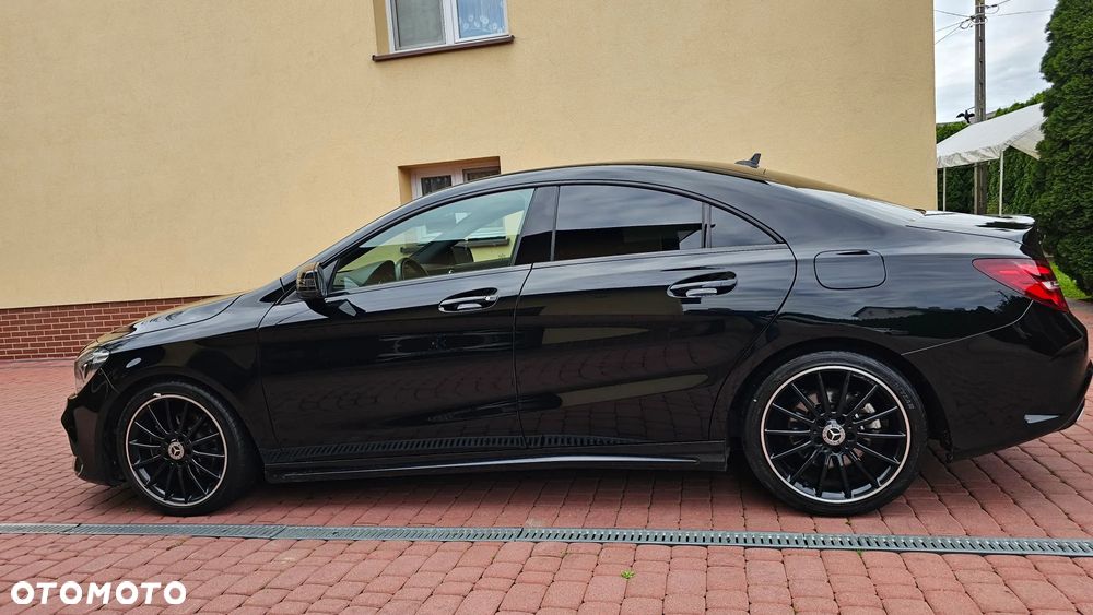Mercedes-Benz CLA 200 d 4Matic 7G-DCT AMG Line - 13