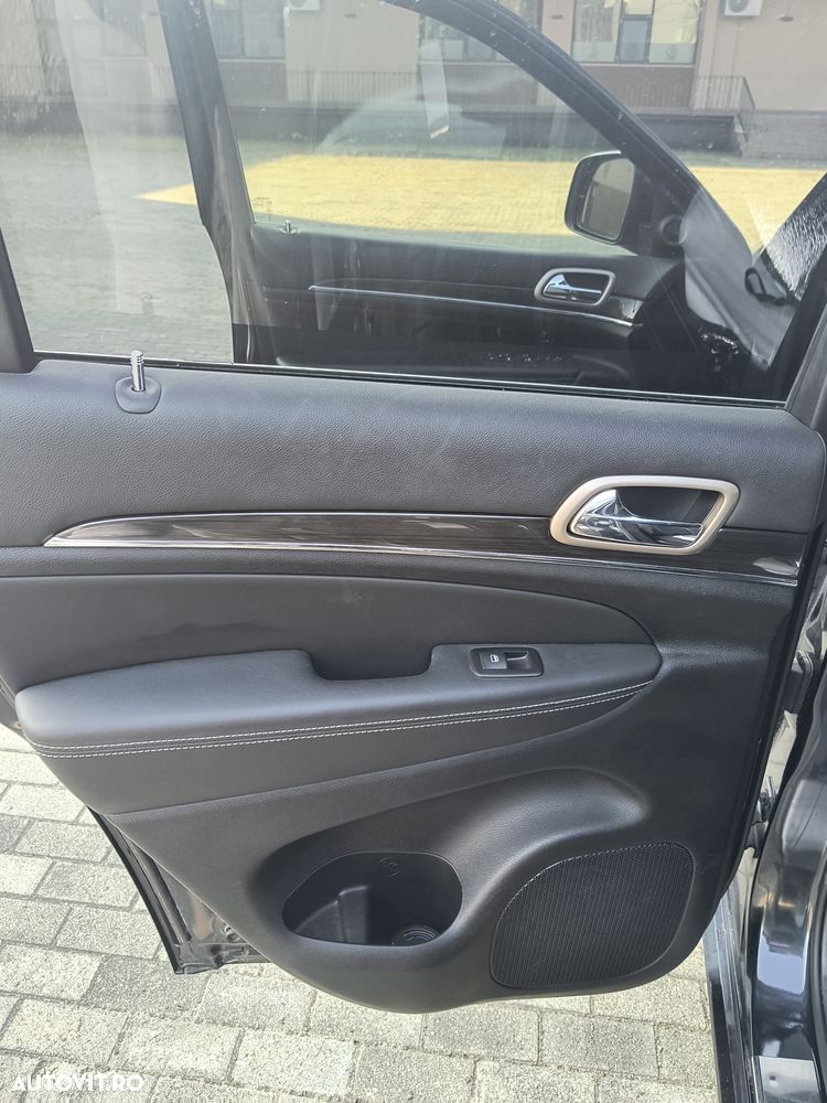 Jeep Grand Cherokee 3.0 TD AT Overland - 19