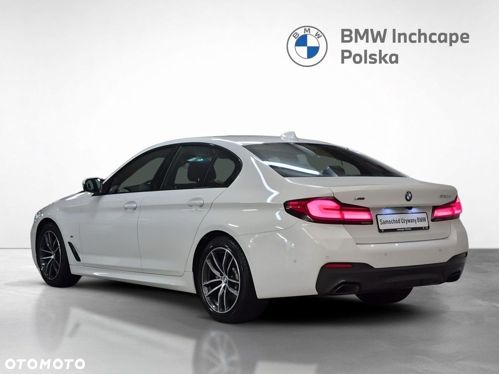 BMW Seria 5 520d xDrive M Sport sport - 4