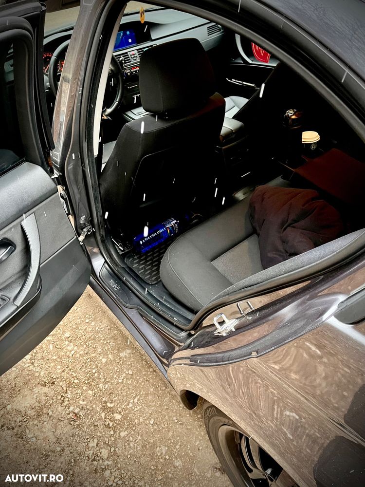 BMW Seria 3 318d DPF - 7