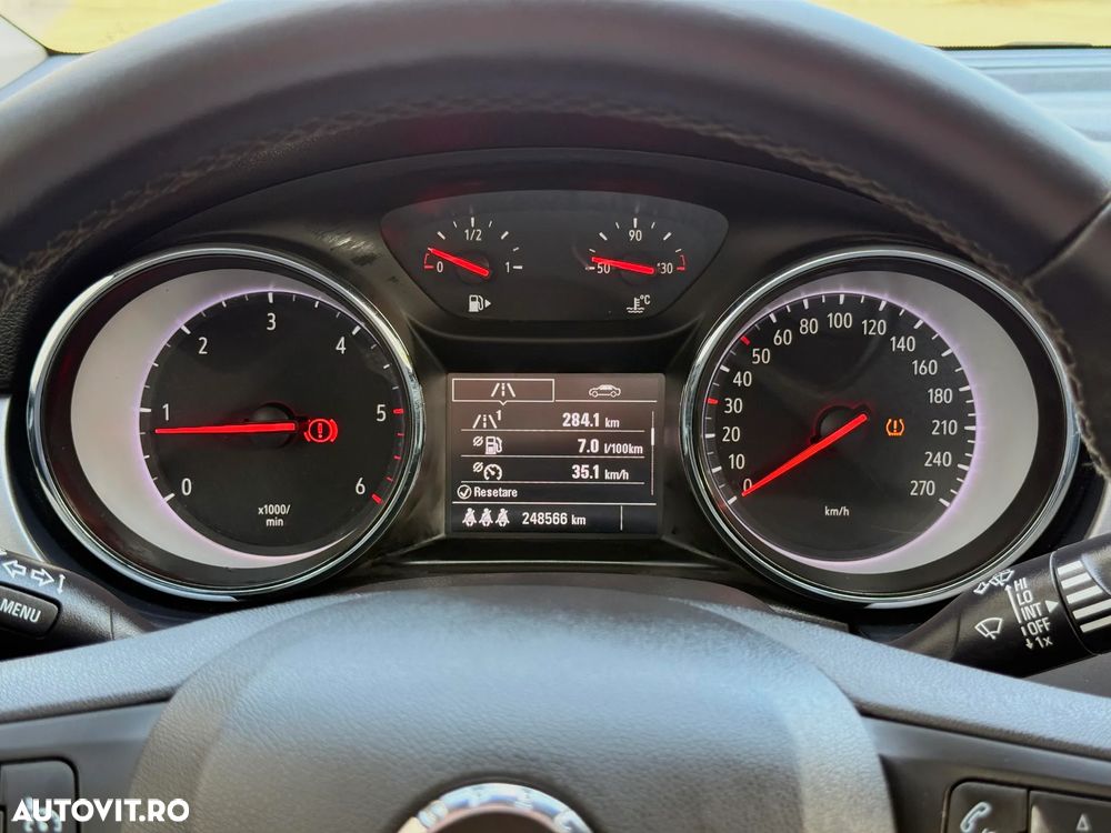 Opel Astra 1.6 CDTI ECOTEC ECOFlex Start/Stop Dynamic - 10