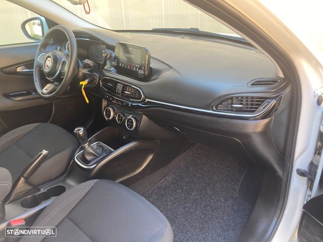 Fiat Tipo 1.3 MultiJet Life - 32