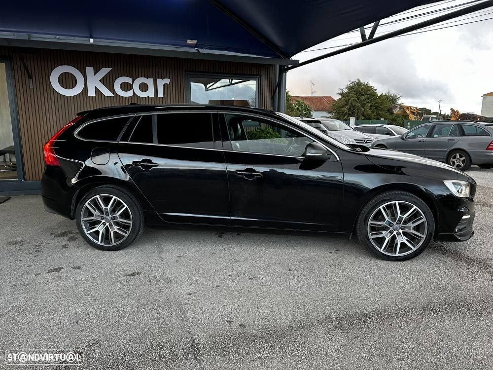 Volvo V60 2.4 D6 R-Design AWD Phev - 9