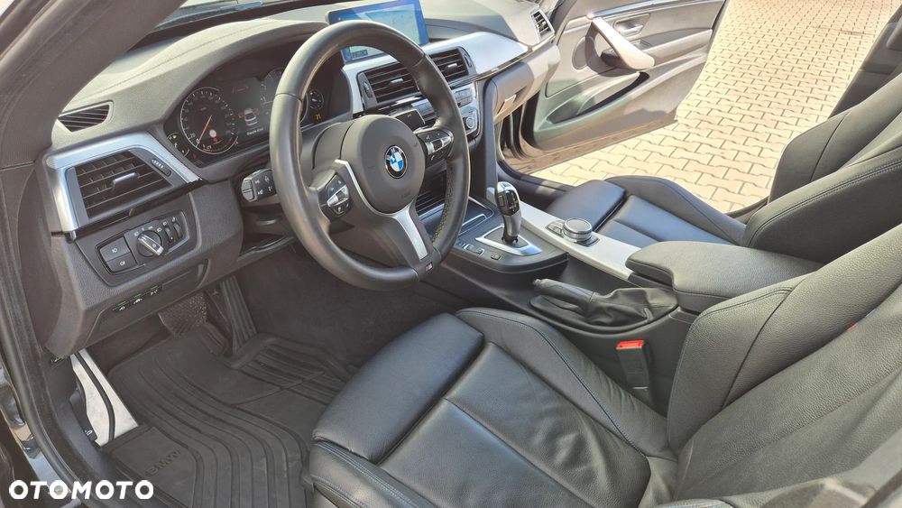 BMW 3GT 320i xDrive M Sport - 10