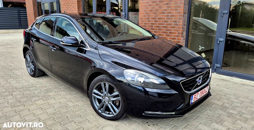 Volvo V40 - 16