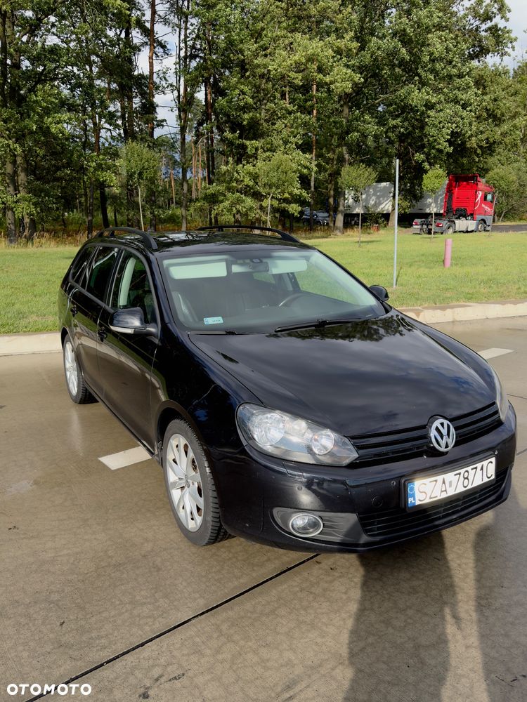 Volkswagen Golf 2.0 TDI DPF BlueMotion Technology DSG MATCH - 4