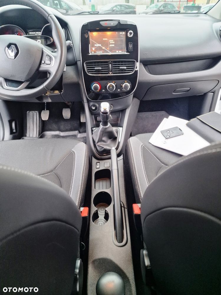 Renault Clio - 37