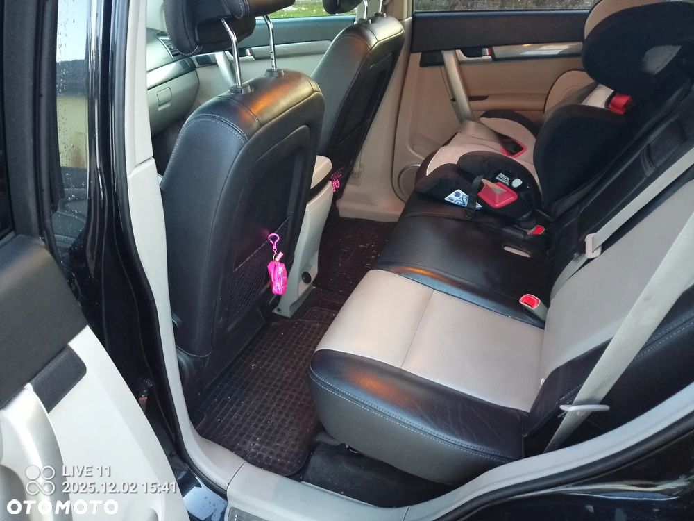 Chevrolet Captiva 2.2 D LT+ - 10