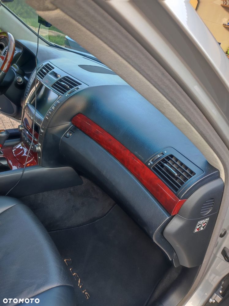 Lexus LS 460 Elite - 6
