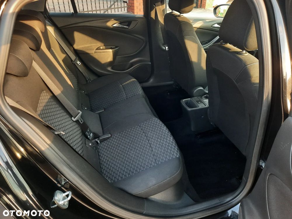 Opel Astra 1.6 CDTI Enjoy S&S - 12