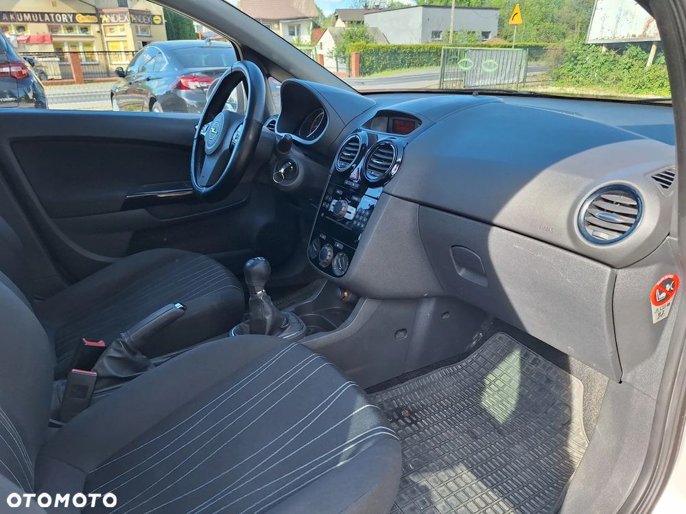 Opel Corsa 1.4 16V Active - 18