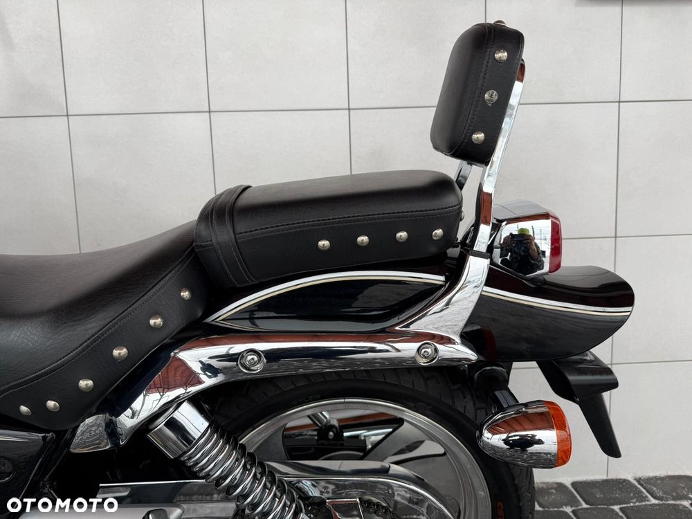 Suzuki Marauder - 25