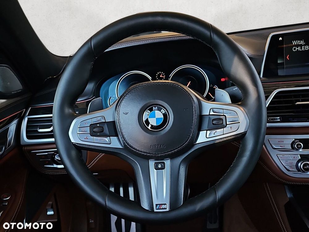 BMW Seria 7 - 19