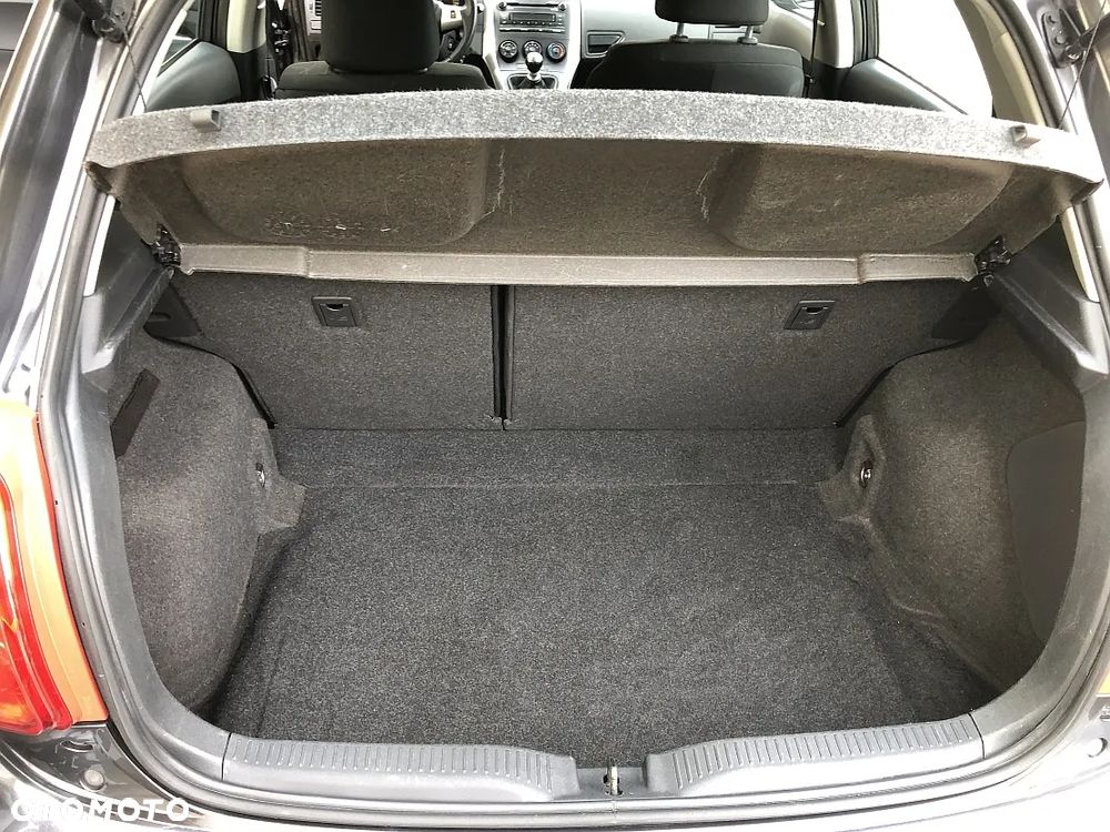 Toyota Auris - 25