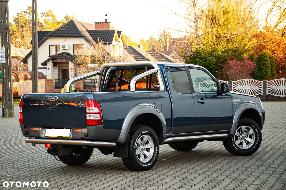 Ford Ranger XLT - 13