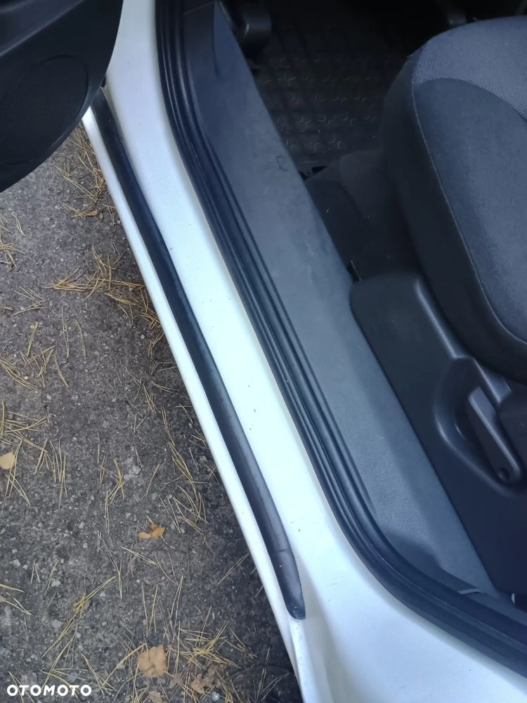 Opel Zafira 1.9 CDTI Enjoy - 26