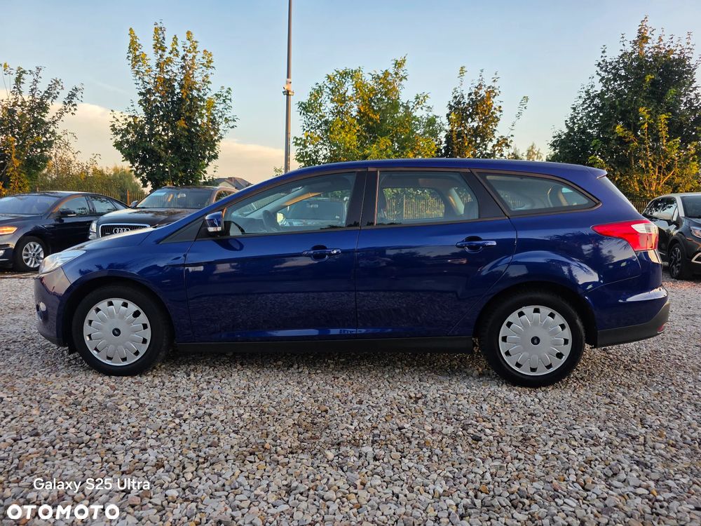 Ford Focus Turnier 1.6 TDCi ECOnetic 99g Start-Stopp-Sy SYNC Edition - 5