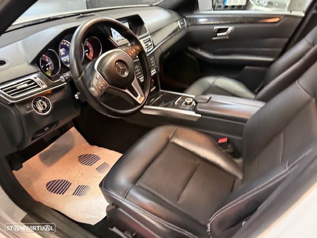 Mercedes-Benz E 250 BlueTEC 4Matic 7G-TRONIC Avantgarde - 4
