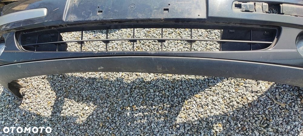 KRATKA ZDERZAKA PRZEDNIEGO LAGUNA II LIFT - 1