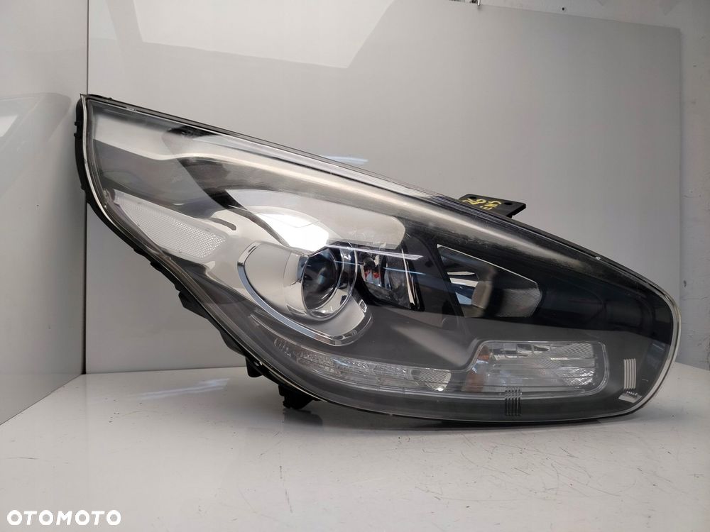 kia carens iv 13r- reflektor lampa prawy przód prawa przednia - 3