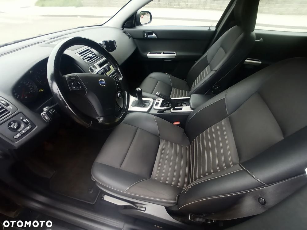 Volvo V50 - 3