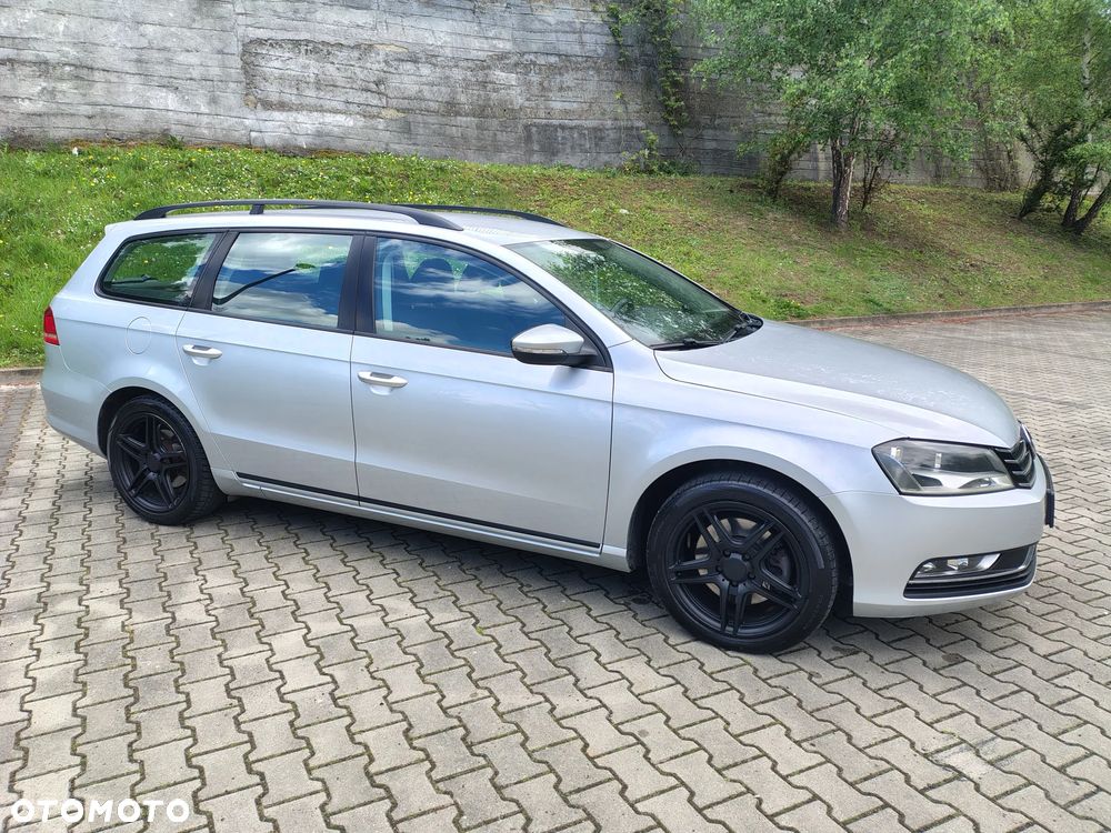 Volkswagen Passat 1.6 TDI DPF BlueMot Highline - 6