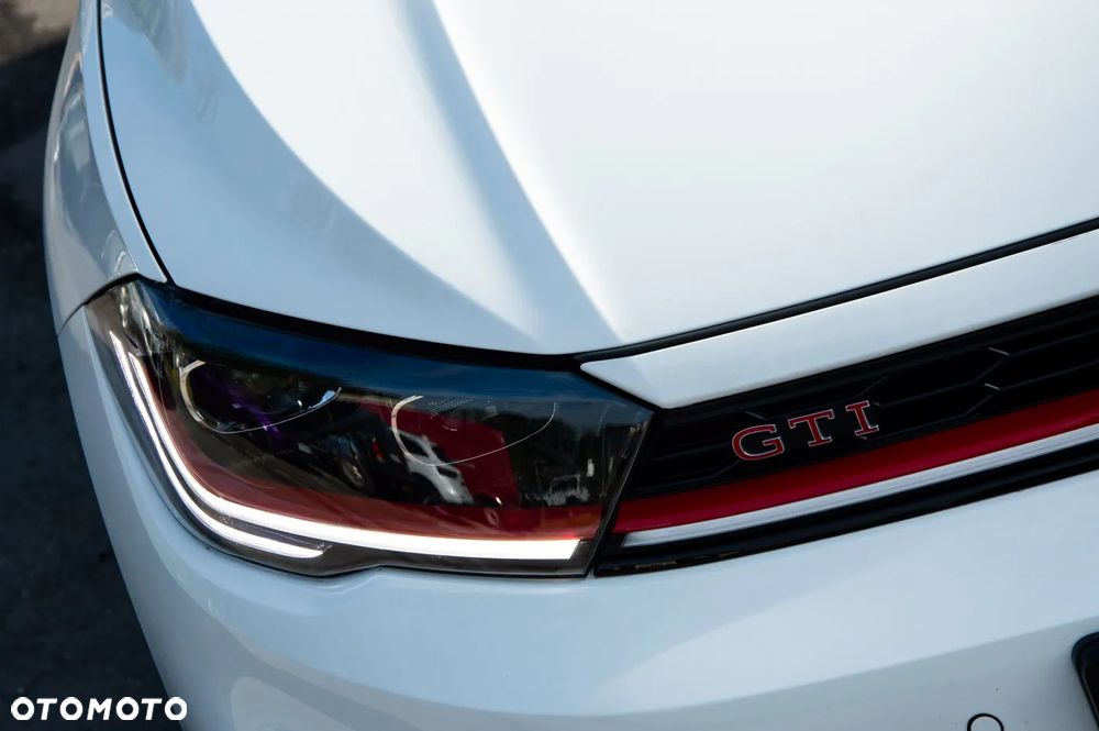 Volkswagen Polo 2.0 TSI GTI DSG - 11