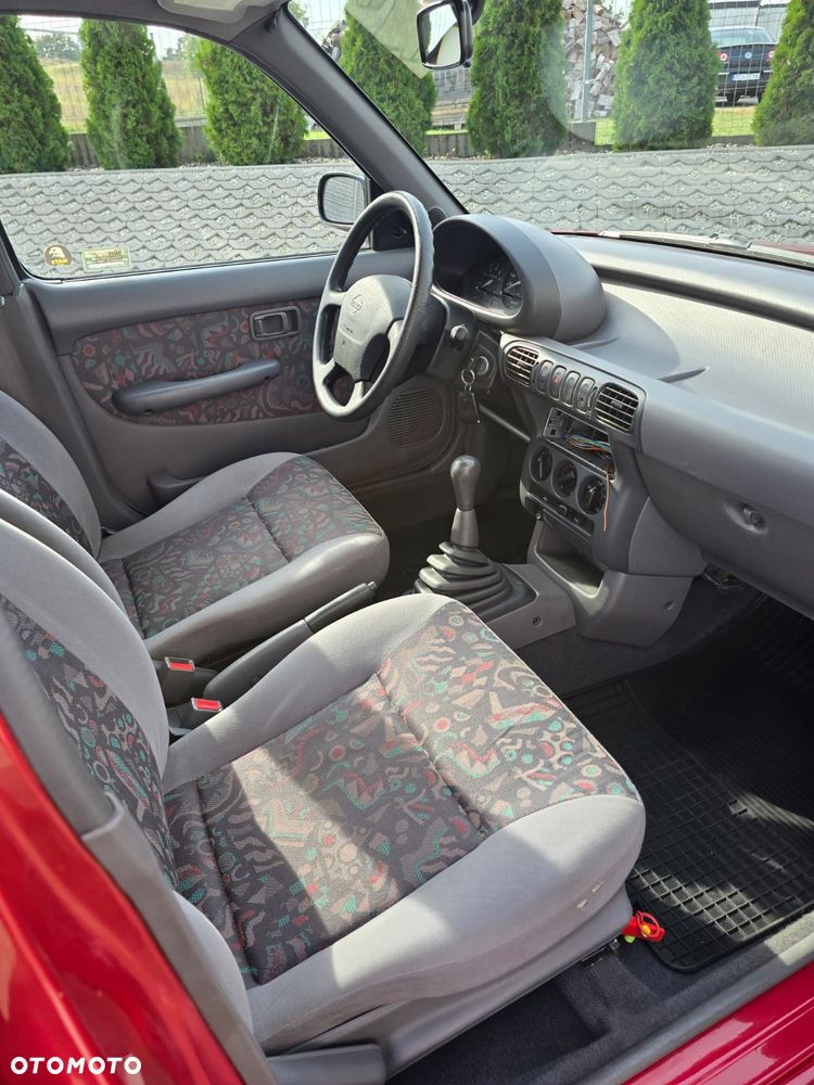 Nissan Micra - 8