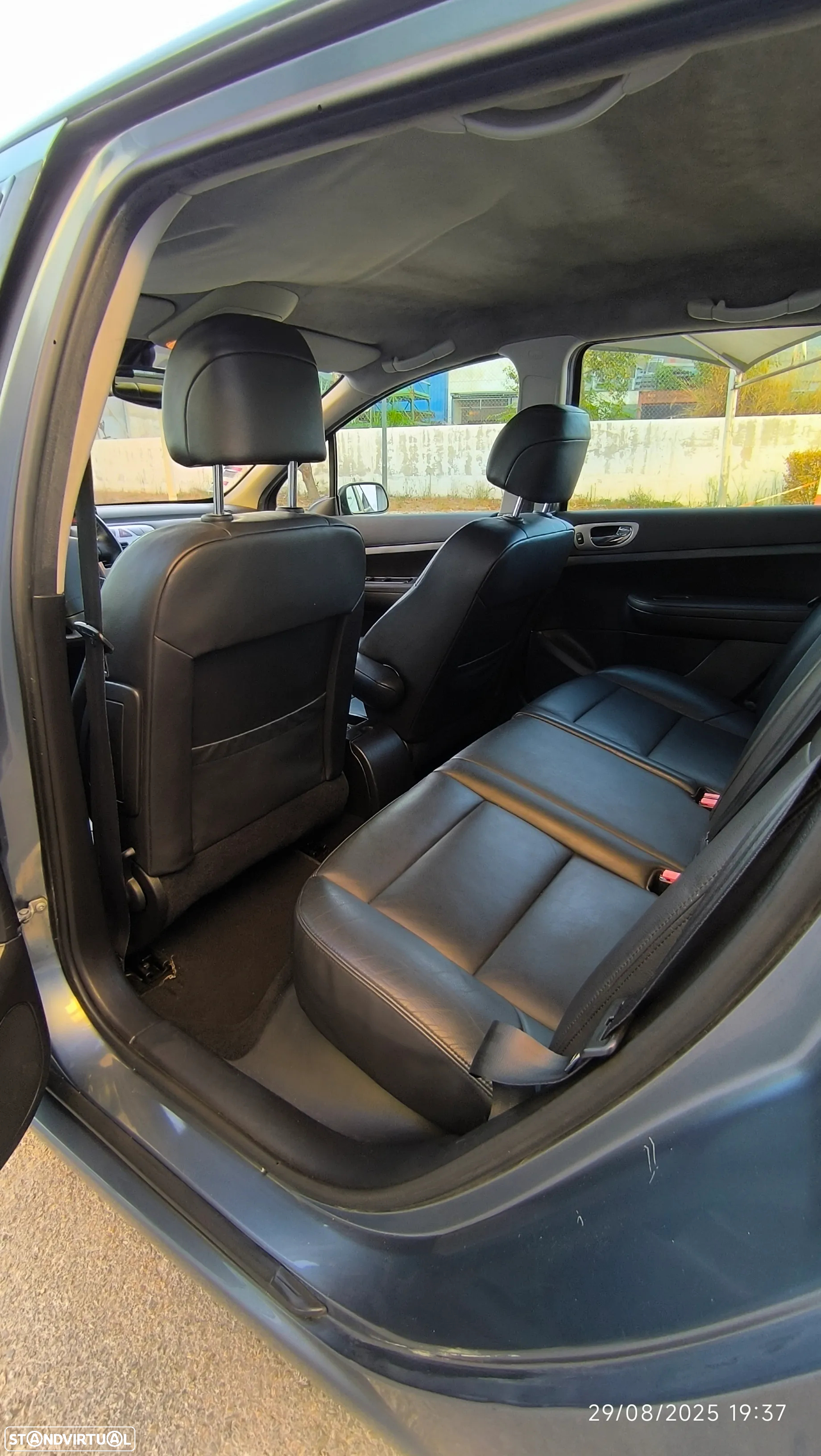 Peugeot 307 1.6 HDi Premium - 31