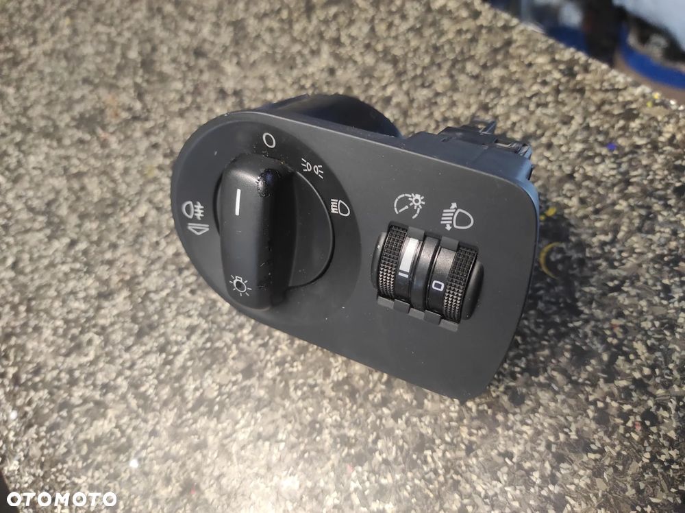 WŁĄCZNIK PRZEŁĄCZNIK ŚWIATEŁ AUDI A3 S3 8P 8P1941531N WYSYŁKA !!! - 2