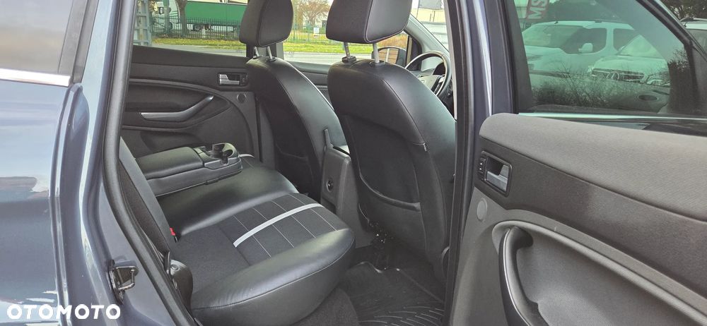 Ford Kuga 2.0 TDCi 4WD Titanium - 18