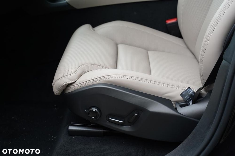 Volvo XC 90 B5 B AWD Ultra Bright 7os - 21