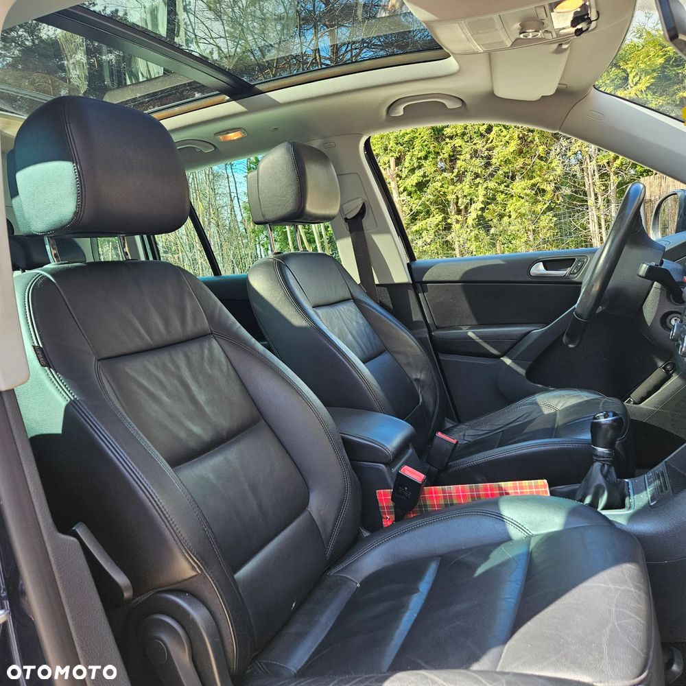 Volkswagen Tiguan - 4