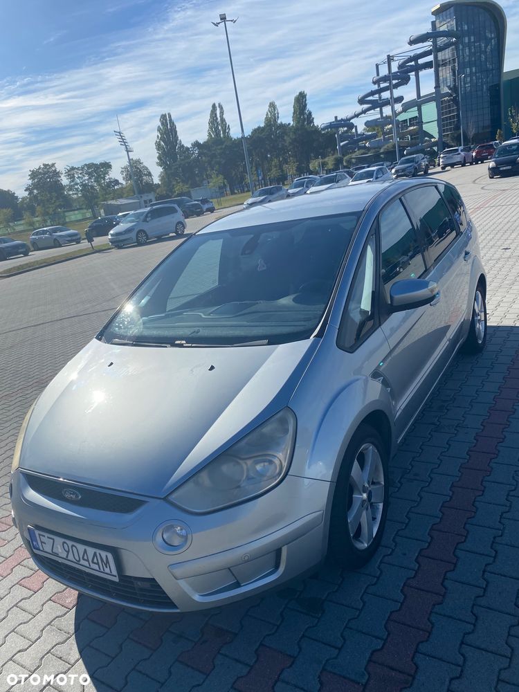 Ford S-Max 2.0 TDCi DPF Titanium - 1