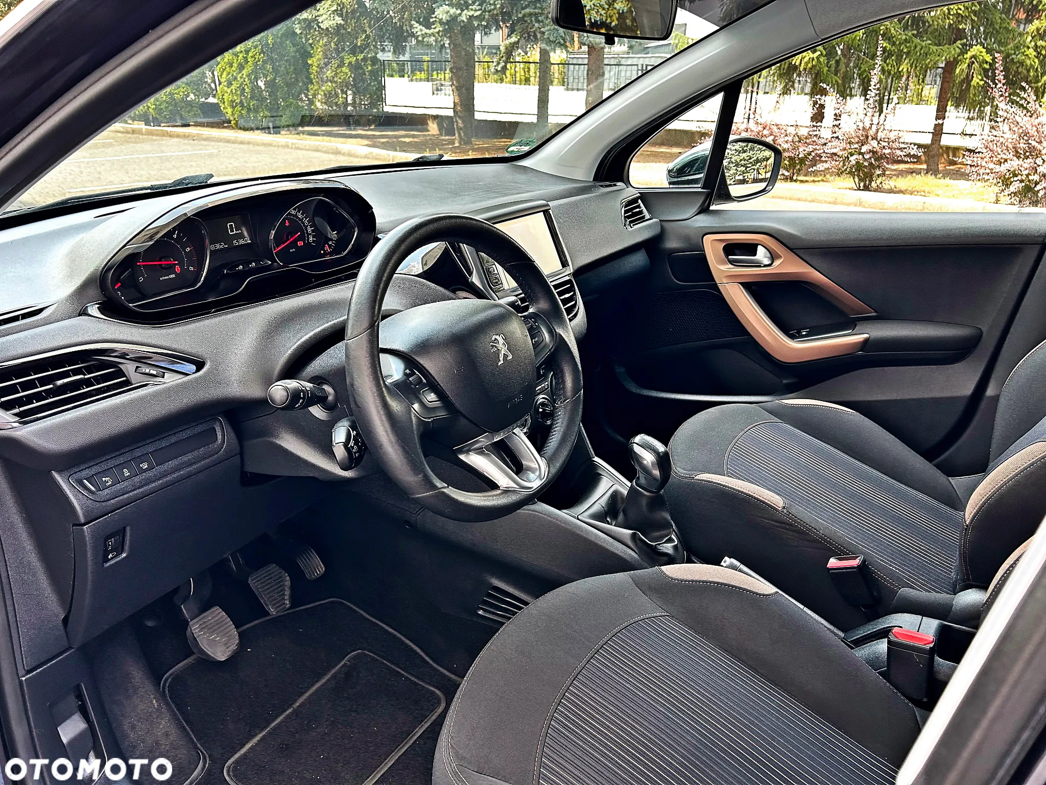 Peugeot 208 e-HDi FAP 92 Stop&Start Style - 21