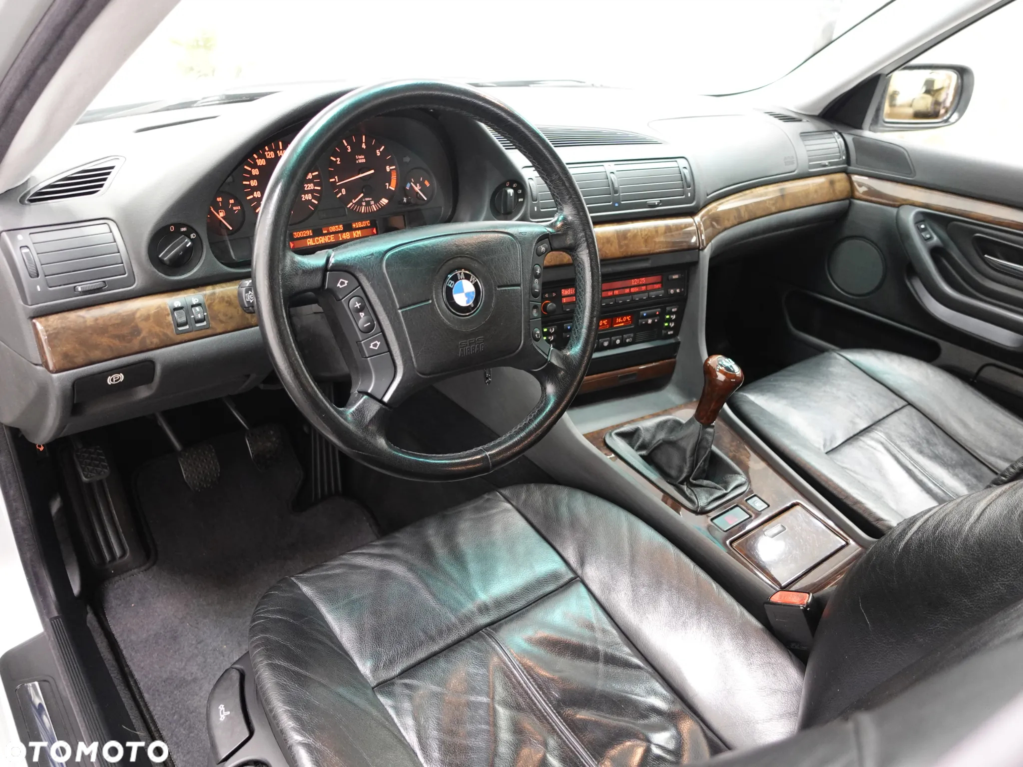 BMW Seria 7 728i - 20