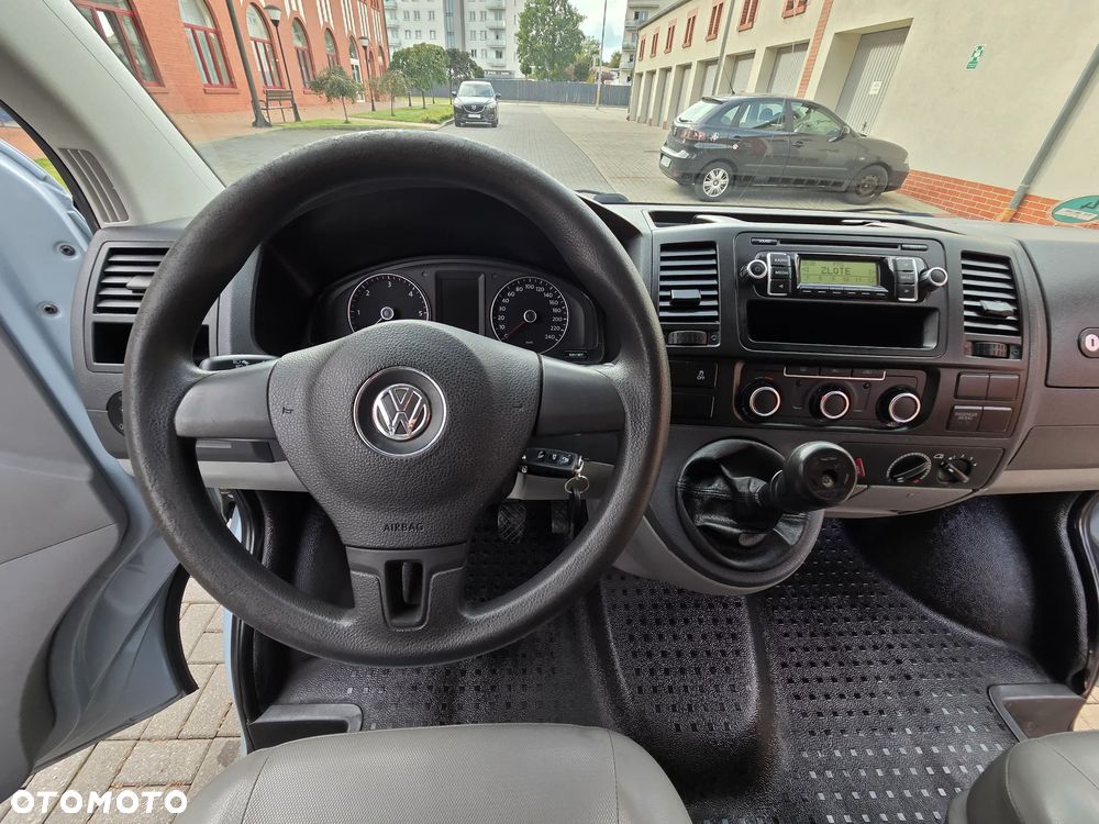 Volkswagen Transporter - 33