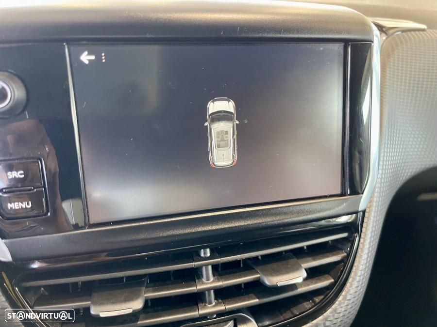 Peugeot 2008 1.2 PureTech Allure - 16