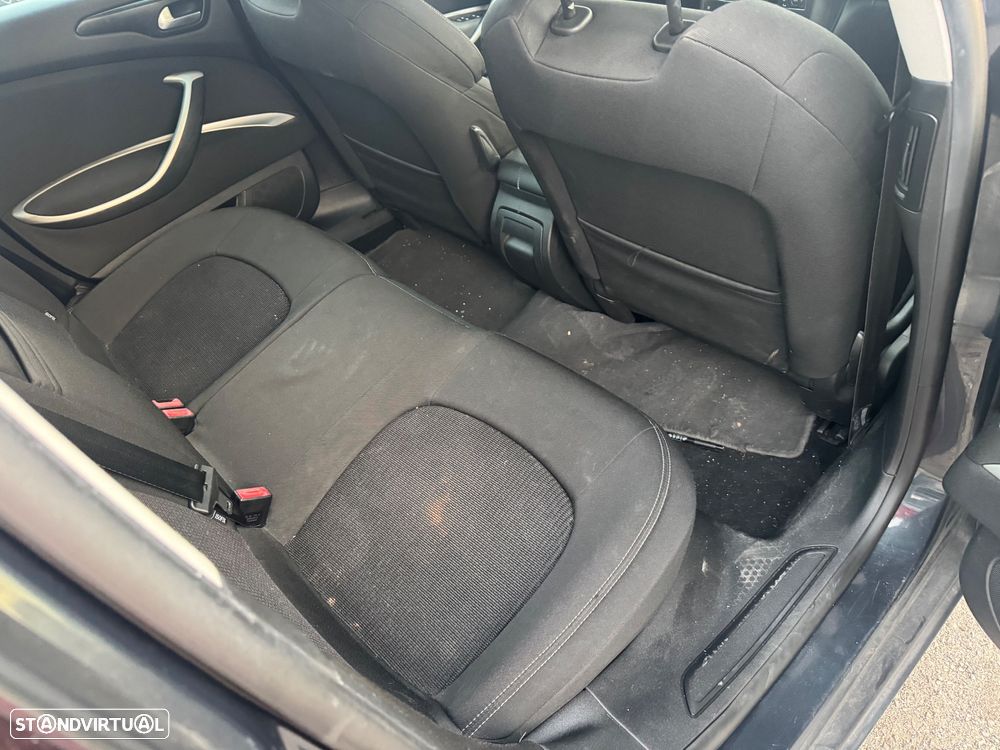 Citroën C5 1.6 HDi Exclusive - 21