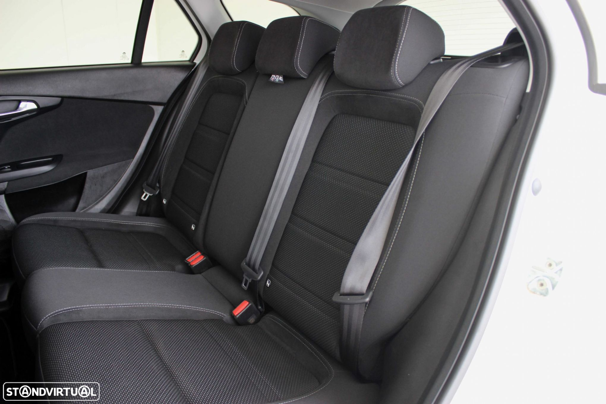 Fiat Tipo Station Wagon 1.3 M-Jet Lounge - 16
