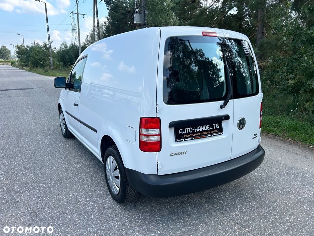 Volkswagen Caddy - 10