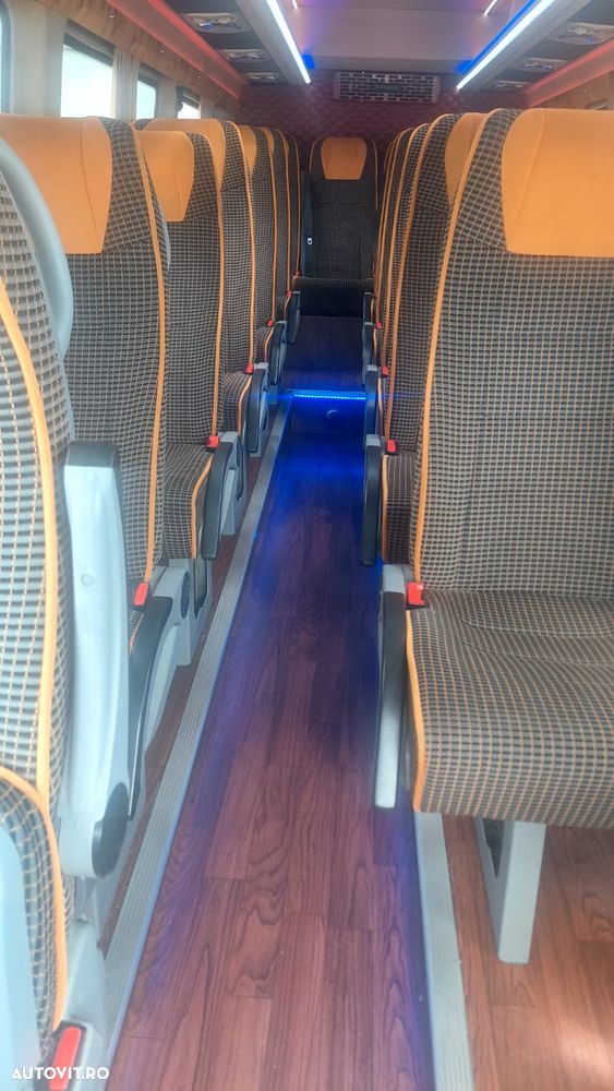 Mercedes-Benz Sprinter - 6