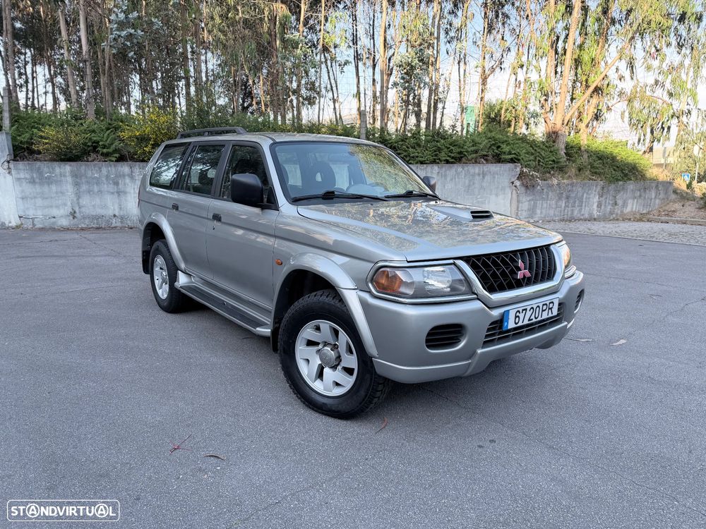 Mitsubishi Pajero Sport 2.5 TD GLS - 5