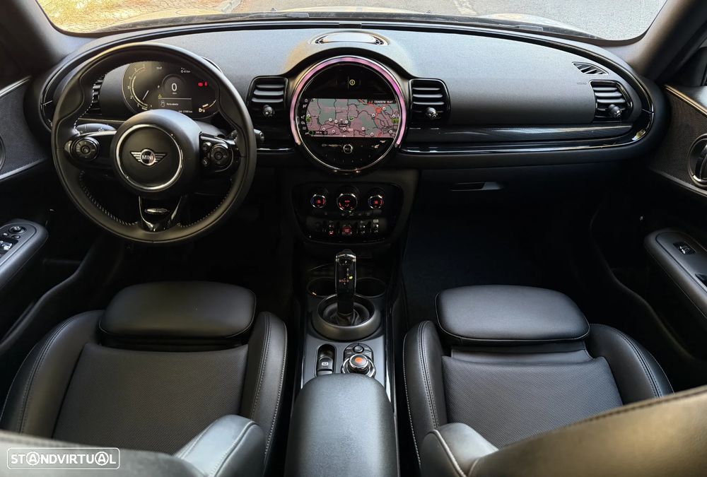 MINI Clubman Cooper D Premium Essential Auto - 26