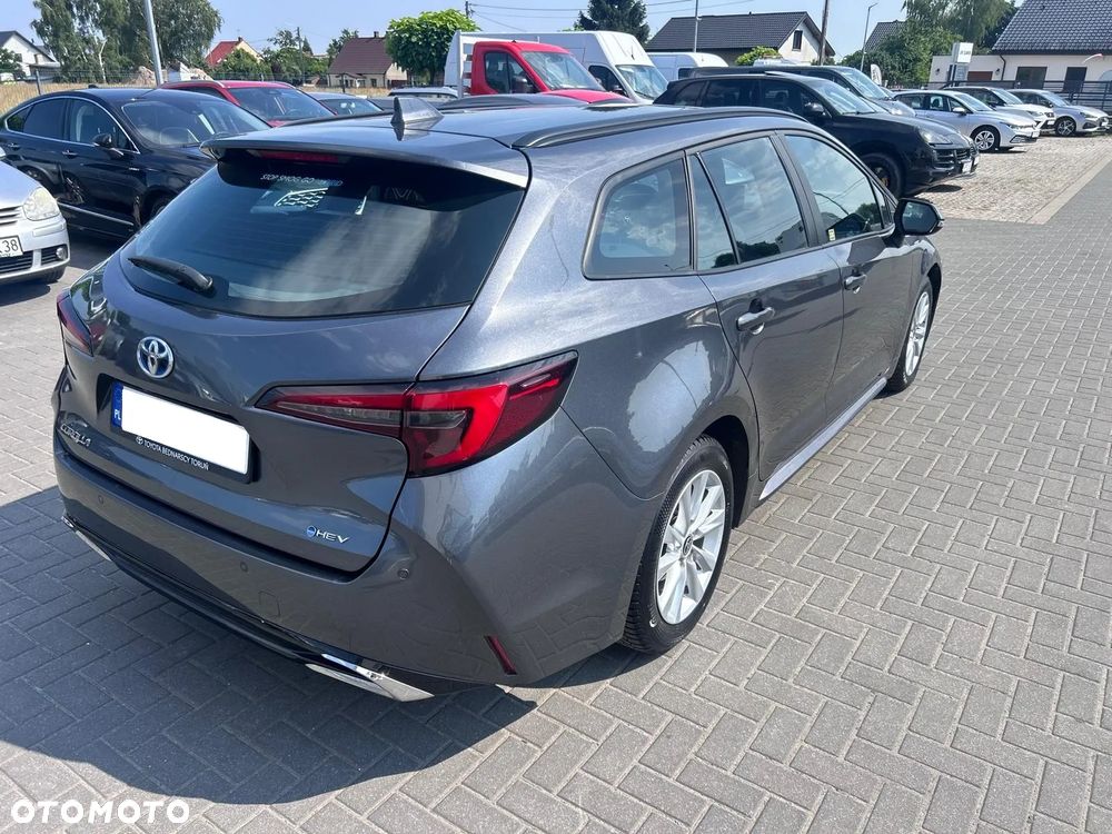 Toyota Corolla 1.8 Hybrid Comfort - 4