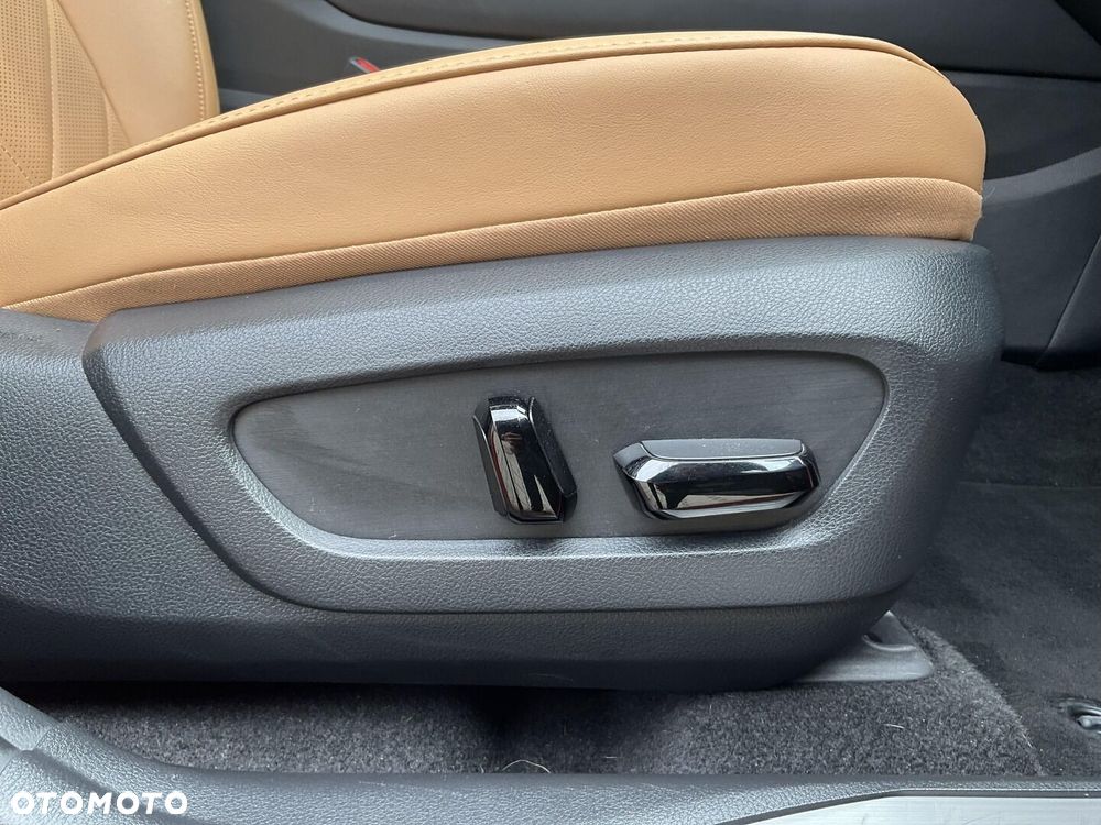 Lexus NX 350h Omotenashi AWD - 13