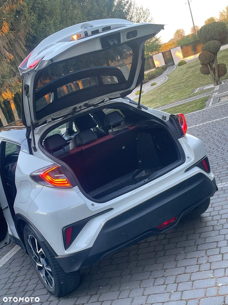 Toyota C-HR 1.8 Hybrid GPF Selection - 17