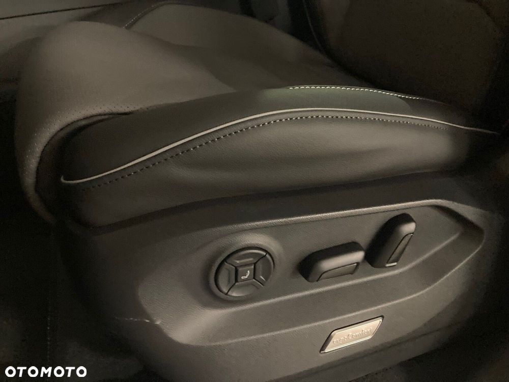 Volkswagen Touareg 3.0 V6 TDI 4Motion Elegance - 24