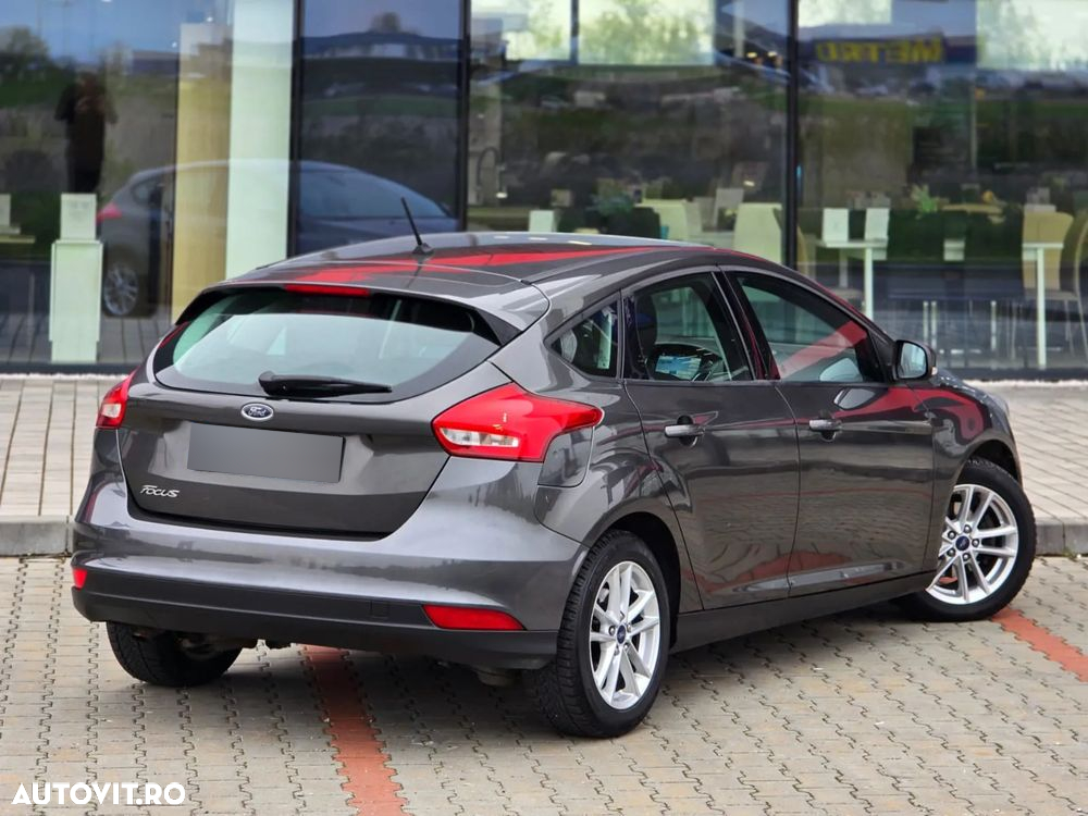 Ford Focus - 4